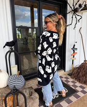 Load image into Gallery viewer, *𝐏𝐑𝐄𝐎𝐑𝐃𝐄𝐑* Reversible Halloween Cardigans