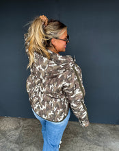 Load image into Gallery viewer, Peyton Puffer Jacket - Camo *Preorder ETA Ship 11/10*