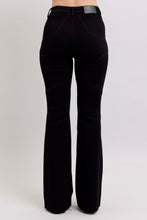 Load image into Gallery viewer, Star Seam Detail Flare Judy Blue Jeans