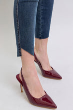 Load image into Gallery viewer, Tummy Control Step Hem Judy Blue Jeans