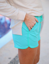 Load image into Gallery viewer, Everyday Short - Mint