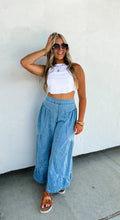 Load image into Gallery viewer, Libby Palazzo Jeans *Light & Dark Wash*