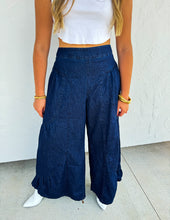 Load image into Gallery viewer, Libby Palazzo Jeans *Light & Dark Wash*