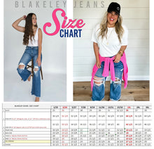 Load image into Gallery viewer, Perfect Fit Lightwash Wide Leg Jeans