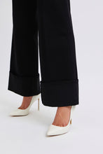 Load image into Gallery viewer, Wide Cuff Judy Blue - Black