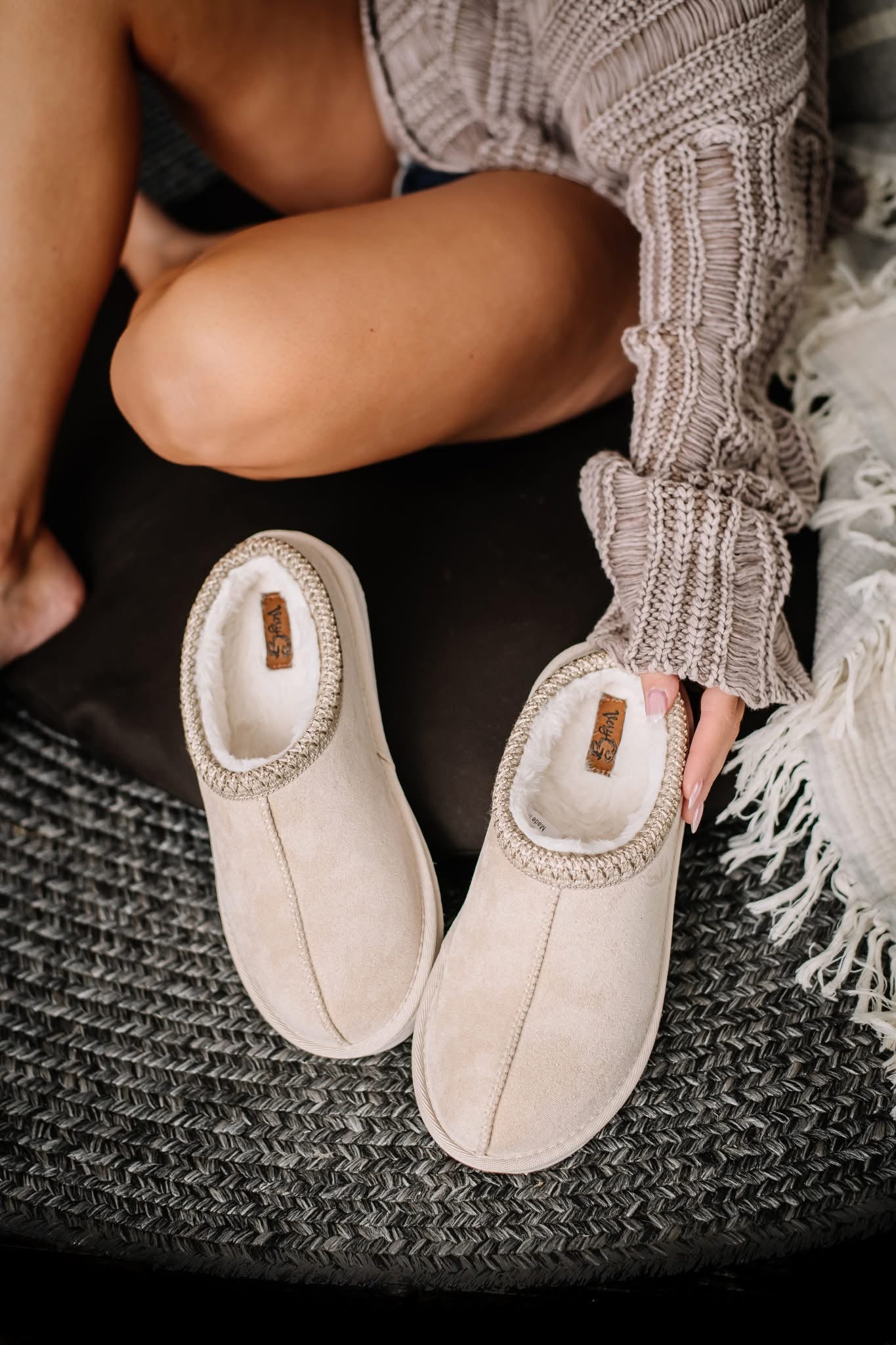 Sparks Clogs - Cream