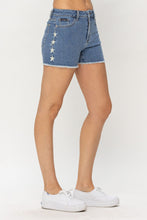 Load image into Gallery viewer, Side Star ⭐️ Judy Blue Shorts *Final Sale*
